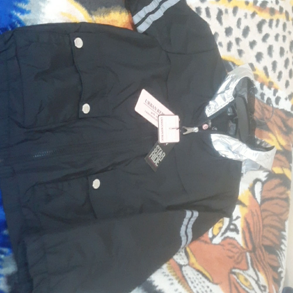 Balck sweater